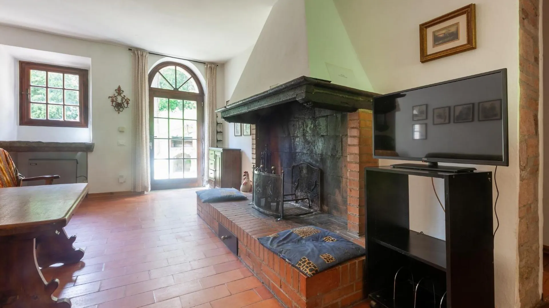 Ex Water Mill Old Stone House 15Th Century Apartment Livorno 0*,  Italy
